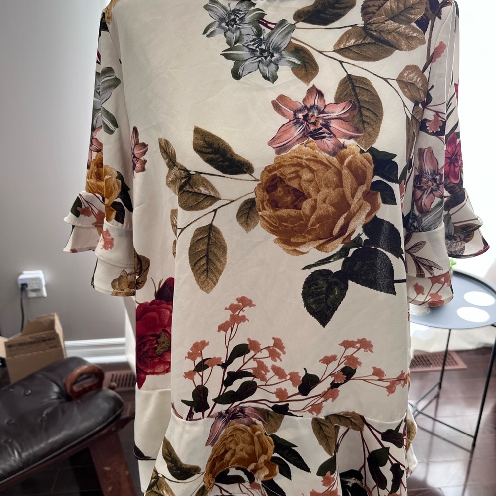 Floral Ruffle Sleeve Dress